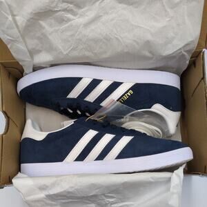 Adidas Originals Gazelle Men’s 9.5 Blue Suede Sneakers Trainers NIB